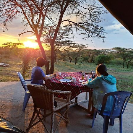Sekenani Maasai Mara Safari Camp In Kenya B&B 외부 사진